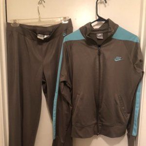 COPY - Nike Sweatsuit